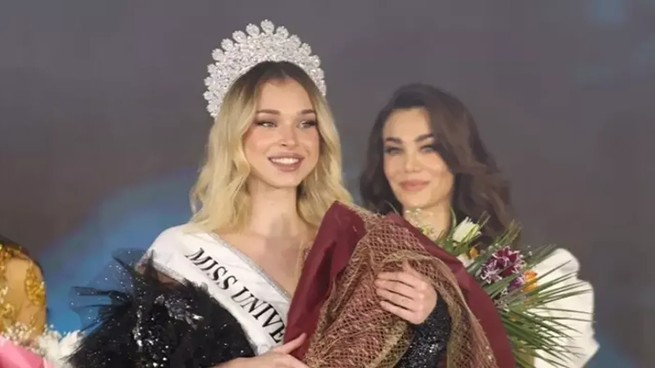 Estetik Tartışmalarının Gölgesinde Tacı Taktı: Ayliz Duman Miss Universe Türkiye 2024'ün Yıldızı Oldu!